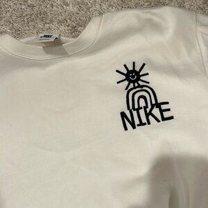 nike crewneck !